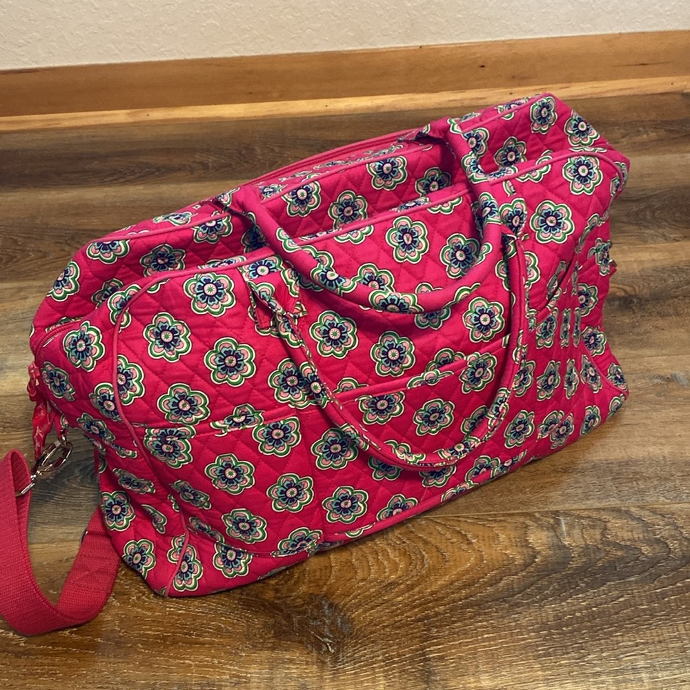 Vera Bradley Pink Swirls Flowers overnight weekend bag - Picture 5 of 12
